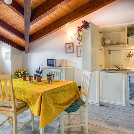 Casavacanzelemore - Casa Zoe Valfabbrica Luaran gambar
